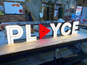 Playce