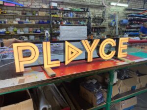 Playce